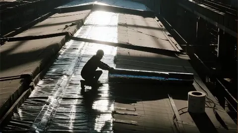 Roof breathable membrane